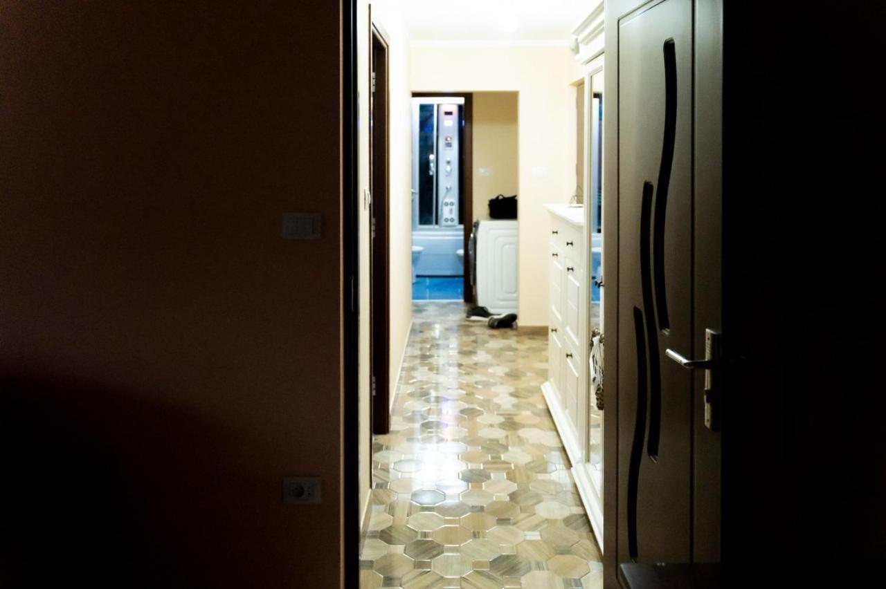 شقة Apartament Luxury جورا هومورولوي المظهر الخارجي الصورة