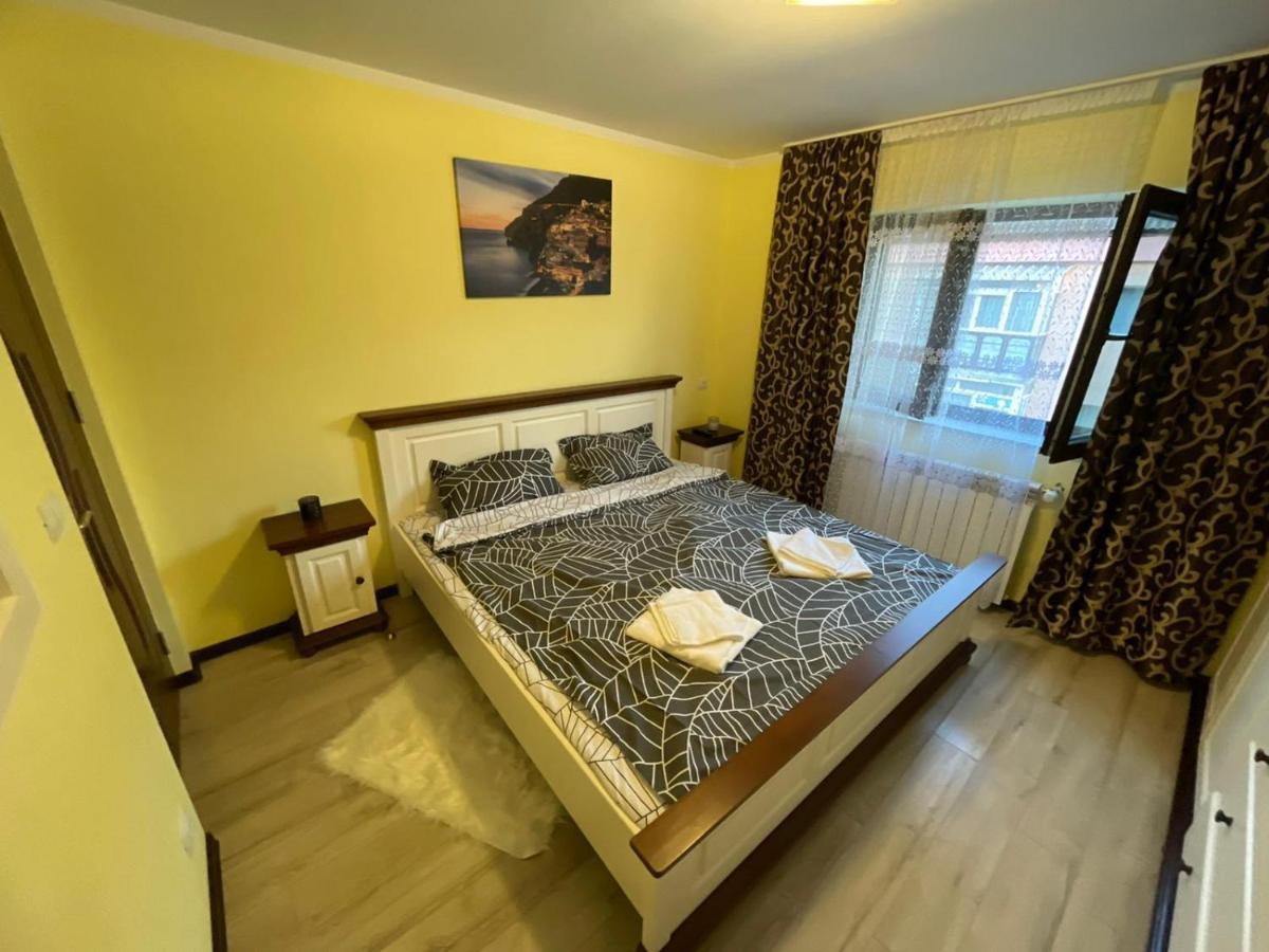 شقة Apartament Luxury جورا هومورولوي المظهر الخارجي الصورة
